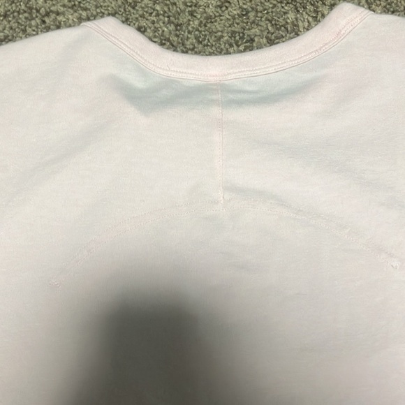LULULEMON!! super cute pink t shirt - Picture 4 of 6
